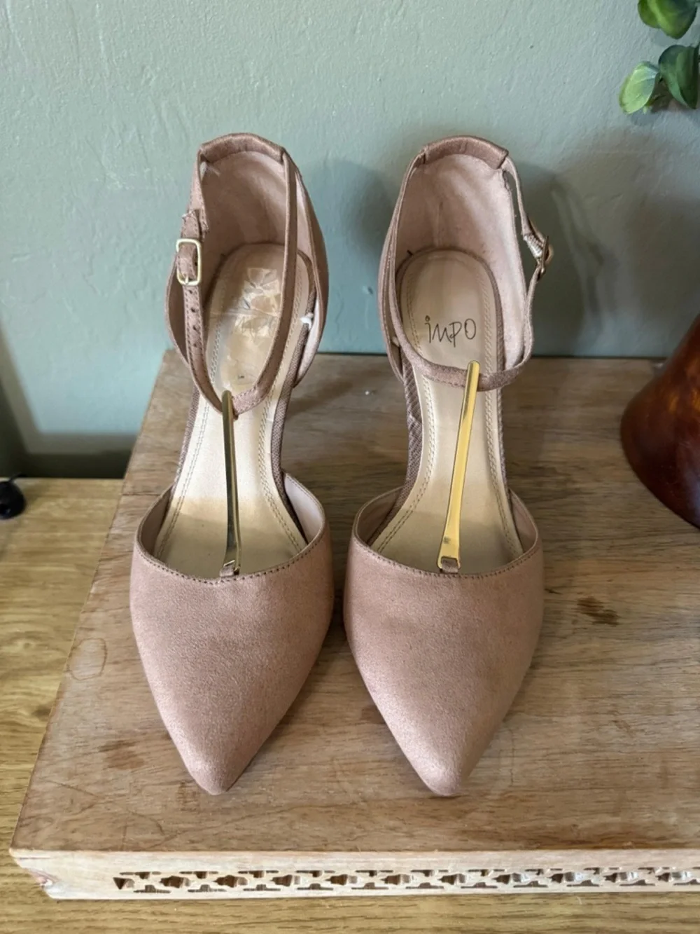Impo Blush Pink T-Strap Heels Pointed Toe Elegant Pumps